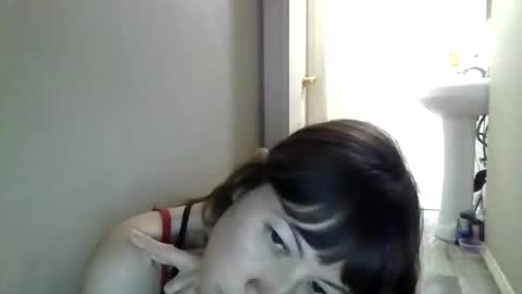 Petitedoll30 online show from April 6, 12:52 am