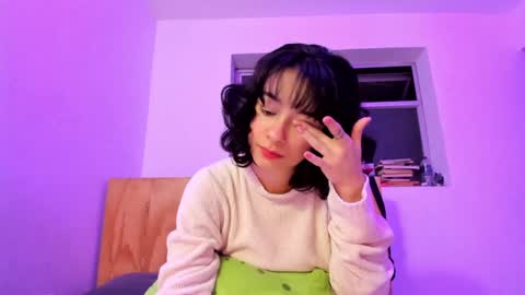 Lunna online show from January 27, 2:31 am