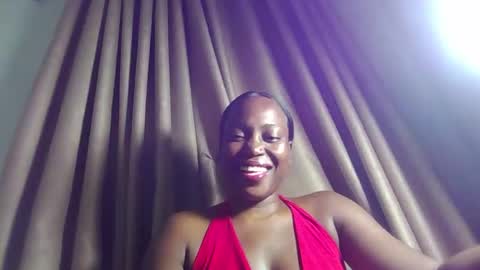 Snapshot of petitemabel27 chatting on March 3, 10:26 pm Mabel online show from March 3, 10:26 pm