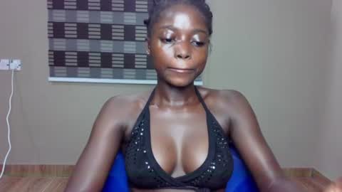 petitexxebony online show from June 29, 7:36 pm