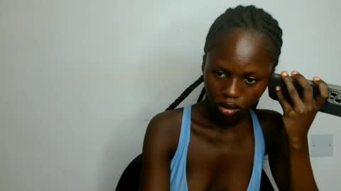 petitgirl88 online show from June 19, 7:28 pm