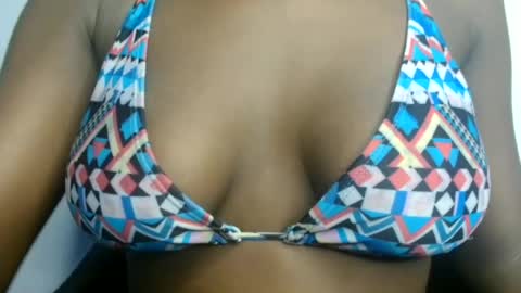 petitgirl88 online show from June 27, 9:03 am