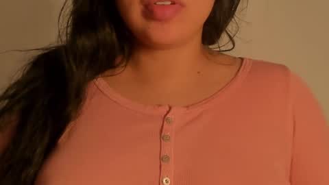 Snapshot of petitgirl_ chatting on November 17, 8:14 pm J A S S online show from November 17, 8:14 pm