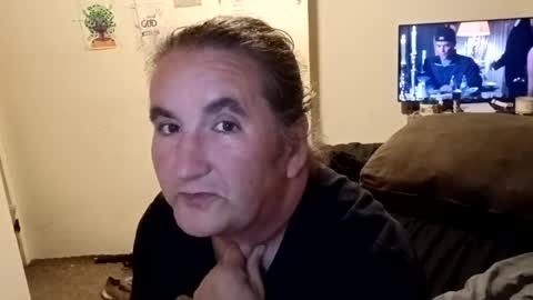 Snapshot of petraszkot chatting on July 9, 12:04 am petraszkot online show from July 9, 12:04 am