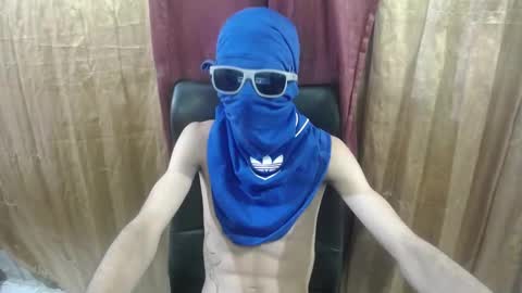 petty_boy777 online show from January 16, 8:51 am