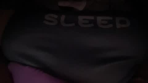Snapshot of peular chatting on April 25, 11:24 pm peular online show from April 25, 11:24 pm