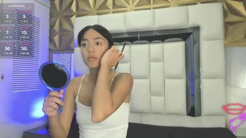 Peyton  online show from May 11, 12:11 pm