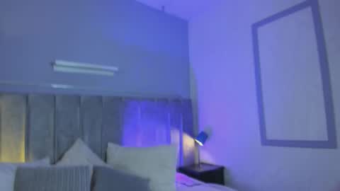 peytonn_monroe online show from October 29, 12:18 pm