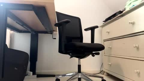 Dilf online show from September 21, 9:11 am