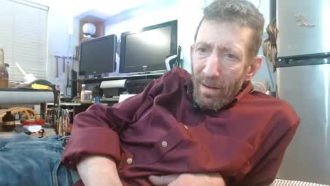 Snapshot of pgrower chatting on February 15, 8:46 am pgrower online show from February 15, 8:46 am