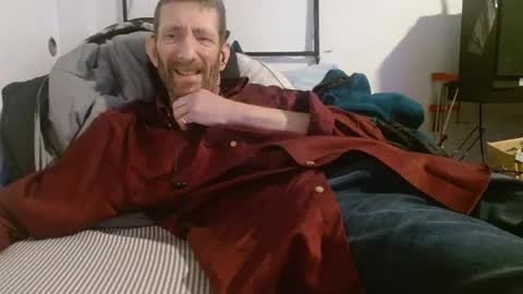 Snapshot of pgrower chatting on February 17, 4:09 am pgrower online show from February 17, 4:09 am