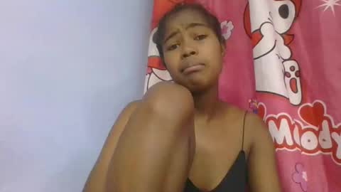 Snapshot of phania185885 chatting on May 23, 5:34 am phania185885 online show from May 23, 5:34 am