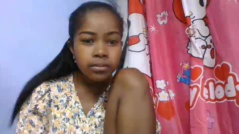 Snapshot of phania185885 chatting on May 29, 6:33 am phania185885 online show from May 29, 6:33 am