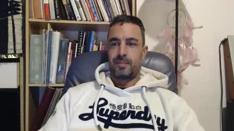 phantasie31 online show from March 3, 9:31 pm