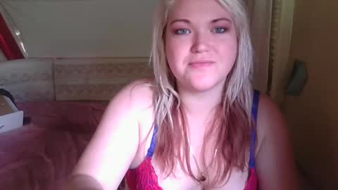 phatpcat73 online show from April 15, 11:50 am