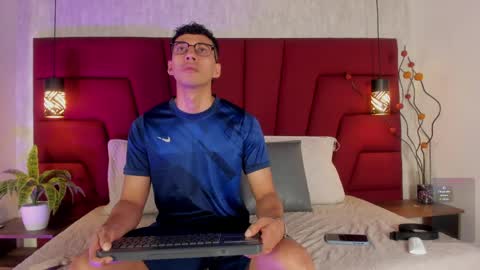 Milo online show from April 16, 12:06 pm