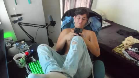 philip_dj online show from February 17, 12:01 pm