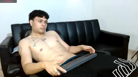 Philip online show from April 6, 11:05 pm