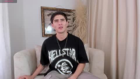 philiprich online show from April 17, 3:48 pm