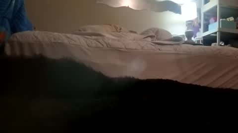 Snapshot of phillipdee chatting on November 4, 6:29 pm phillipdee online show from November 4, 6:29 pm