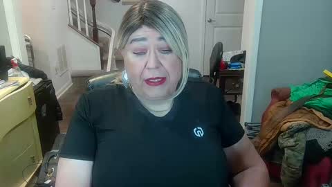 Snapshot of phillyguy195601 chatting on October 6, 5:16 am Geri online show from October 6, 5:16 am