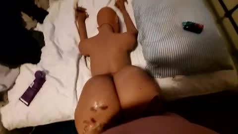 Snapshot of philnonya847036 chatting on December 22, 10:40 pm philnonya847036 online show from December 22, 10:40 pm