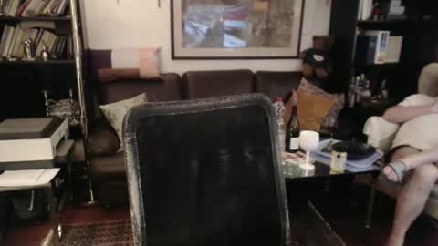 Snapshot of philoumis2 chatting on February 5, 10:01 pm Philippe online show from February 5, 10:01 pm