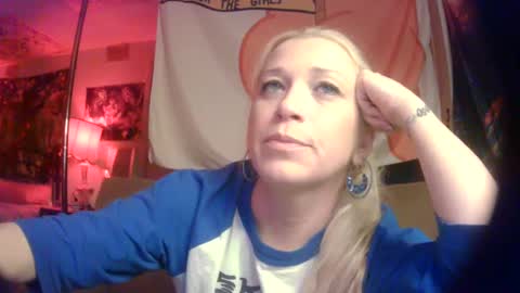 Snapshot of phulaen chatting on February 19, 8:12 am Phulaen online show from February 19, 8:12 am