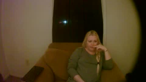 Snapshot of phulaen chatting on January 16, 11:03 am Phulaen online show from January 16, 11:03 am