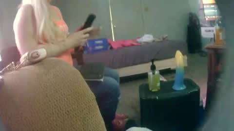 Snapshot of phulaen chatting on February 6, 1:47 pm Phulaen online show from February 6, 1:47 pm