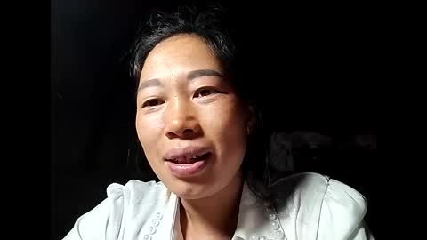Snapshot of phuong_vietnam chatting on March 23, 11:25 am phuong_vietnam online show from March 23, 11:25 am