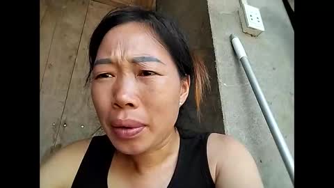 Snapshot of phuong_vietnam chatting on March 30, 5:52 am phuong_vietnam online show from March 30, 5:52 am