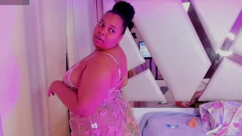 phyllisdunbar online show from April 14, 3:07 pm