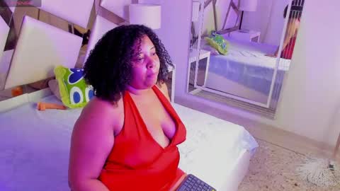 phyllisdunbar online show from April 15, 7:32 pm