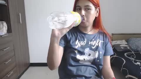 Snapshot of pia_alonzo30 chatting on April 20, 7:26 pm izzy online show from April 20, 7:26 pm