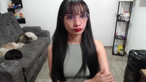 Pia  online show from September 12, 8:42 pm