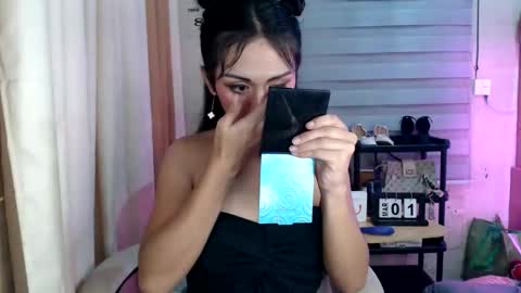 Snapshot of pia_xxx chatting on March 1, 2:41 pm Pia online show from March 1, 2:41 pm