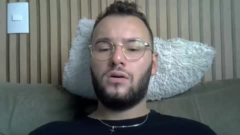 Snapshot of piazaocwbbb chatting on October 26, 2:01 pm piazaocwbbb online show from October 26, 2:01 pm