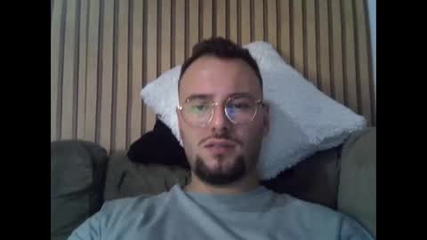 Snapshot of piazaocwbbb chatting on November 29, 10:35 pm piazaocwbbb online show from November 29, 10:35 pm