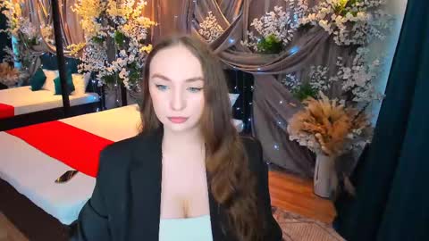 Emelie online show from February 9, 10:20 am