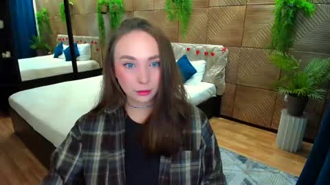 Snapshot of pieceofinspiration chatting on May 26, 4:03 pm Emelie online show from May 26, 4:03 pm