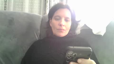 PIEDINIECOLLANT online show from February 10, 12:20 pm