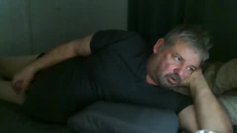 pierreth3 online show from December 16, 9:03 am