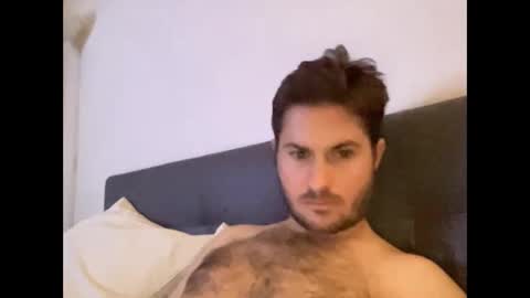 pierrot462900 online show from March 10, 6:56 pm