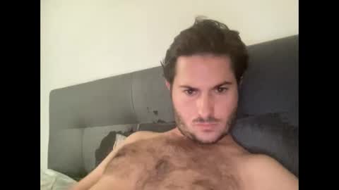 pierrot462900 online show from October 9, 1:31 pm