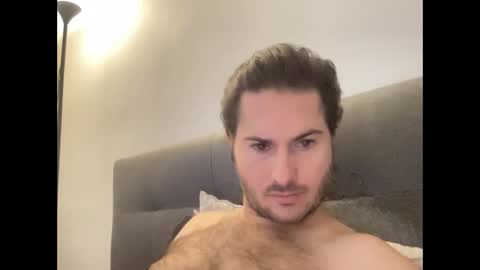 pierrot462900 online show from November 24, 5:07 am