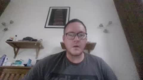 Snapshot of pigslut84 chatting on December 26, 11:32 am pigslut84 online show from December 26, 11:32 am