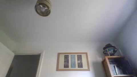 Snapshot of pigslut84 chatting on January 25, 11:55 am pigslut84 online show from January 25, 11:55 am