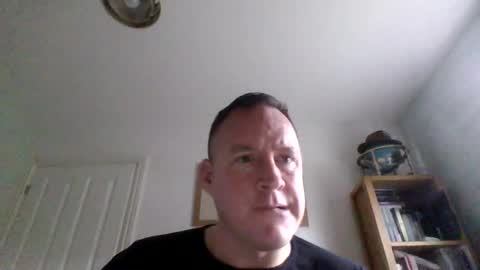 Snapshot of pigslut84 chatting on February 20, 9:11 am pigslut84 online show from February 20, 9:11 am