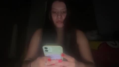 Snapshot of piink_mila chatting on November 20, 3:07 am Mila online show from November 20, 3:07 am